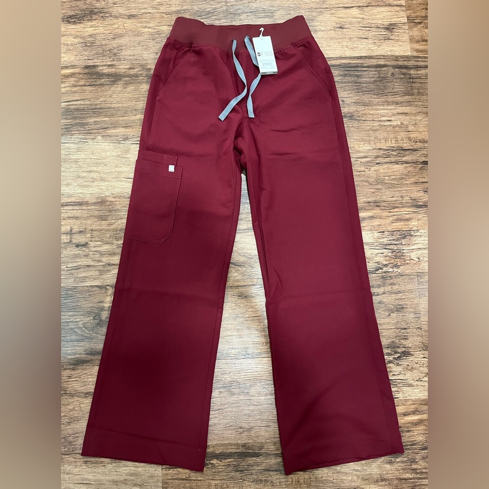 FIGS Isabel High-Waisted Wide Leg Scrub Pants, XS Regular, New with tags